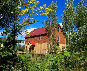 "The Barn Cottage" of Upper Herring Lake Website